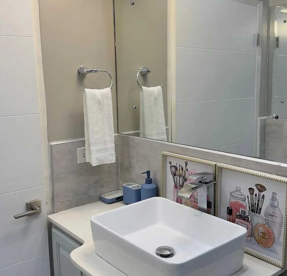 Vila Luxe Oasis Portmore