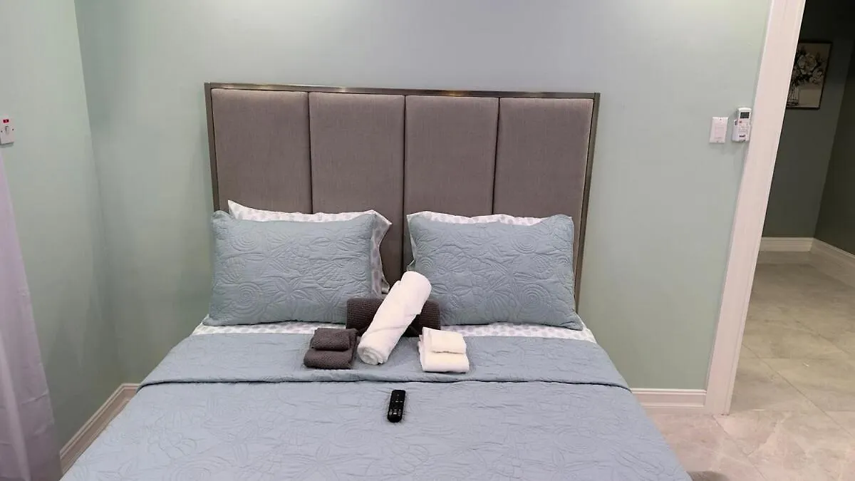 Vila Luxe Oasis Portmore Prázdninový dům